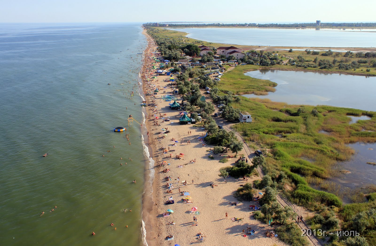 Запорожская коса. Бердянская коса. Бердянская коса море. Бердянск коса Маяк. Бердянская коса Лазурный берег.