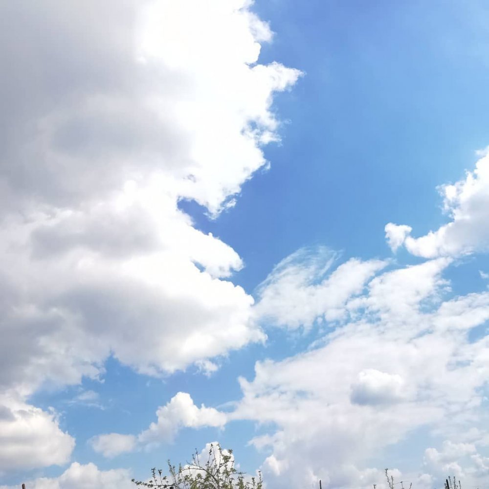 Небо в Москве летом